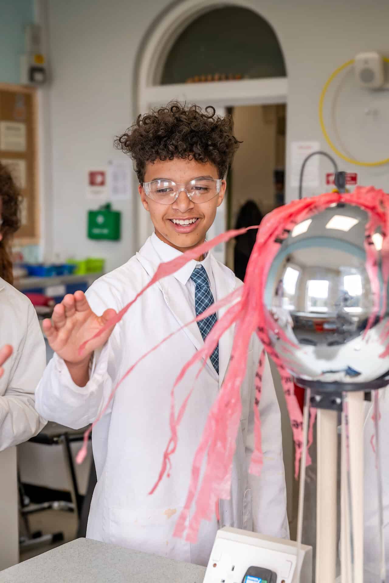 Featured image for The Science of Scaffolding: How Teachers Support Diverse Learners Effectively